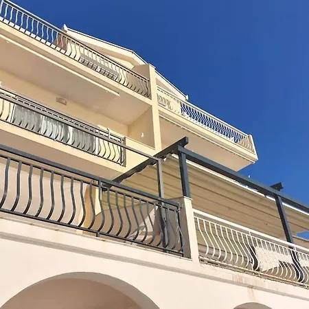 アパート Mirta's Apartment, 5m From Sea クレック