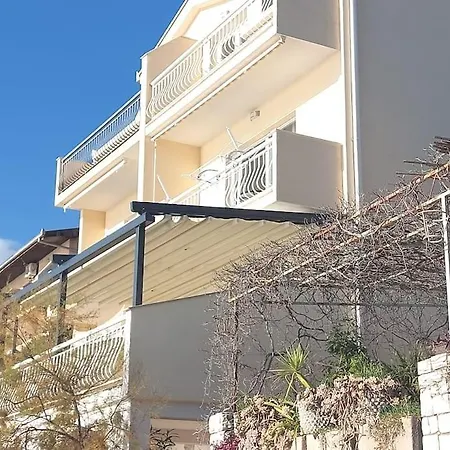 アパート Mirta's Apartment, 5m From Sea