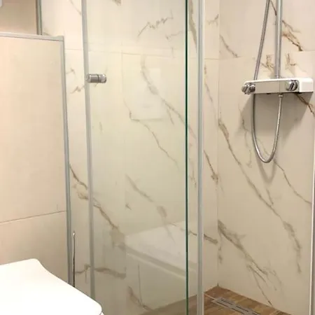 Mirta's Apartment, 5m From Sea Lejlighed