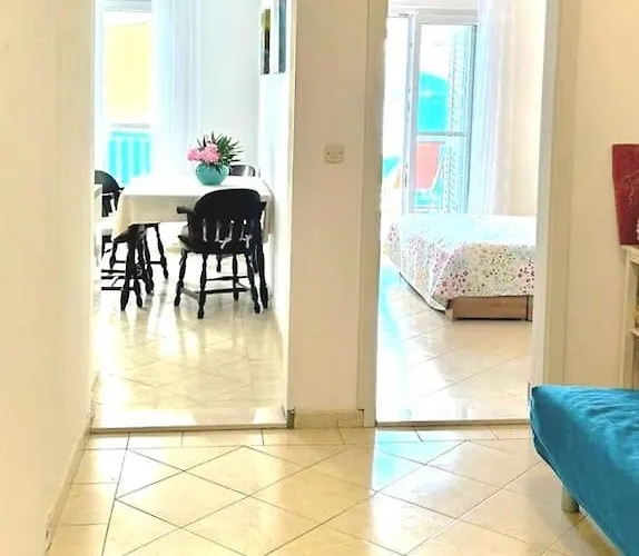 Lägenhet Mirta's Apartment, 5m From Sea Klek